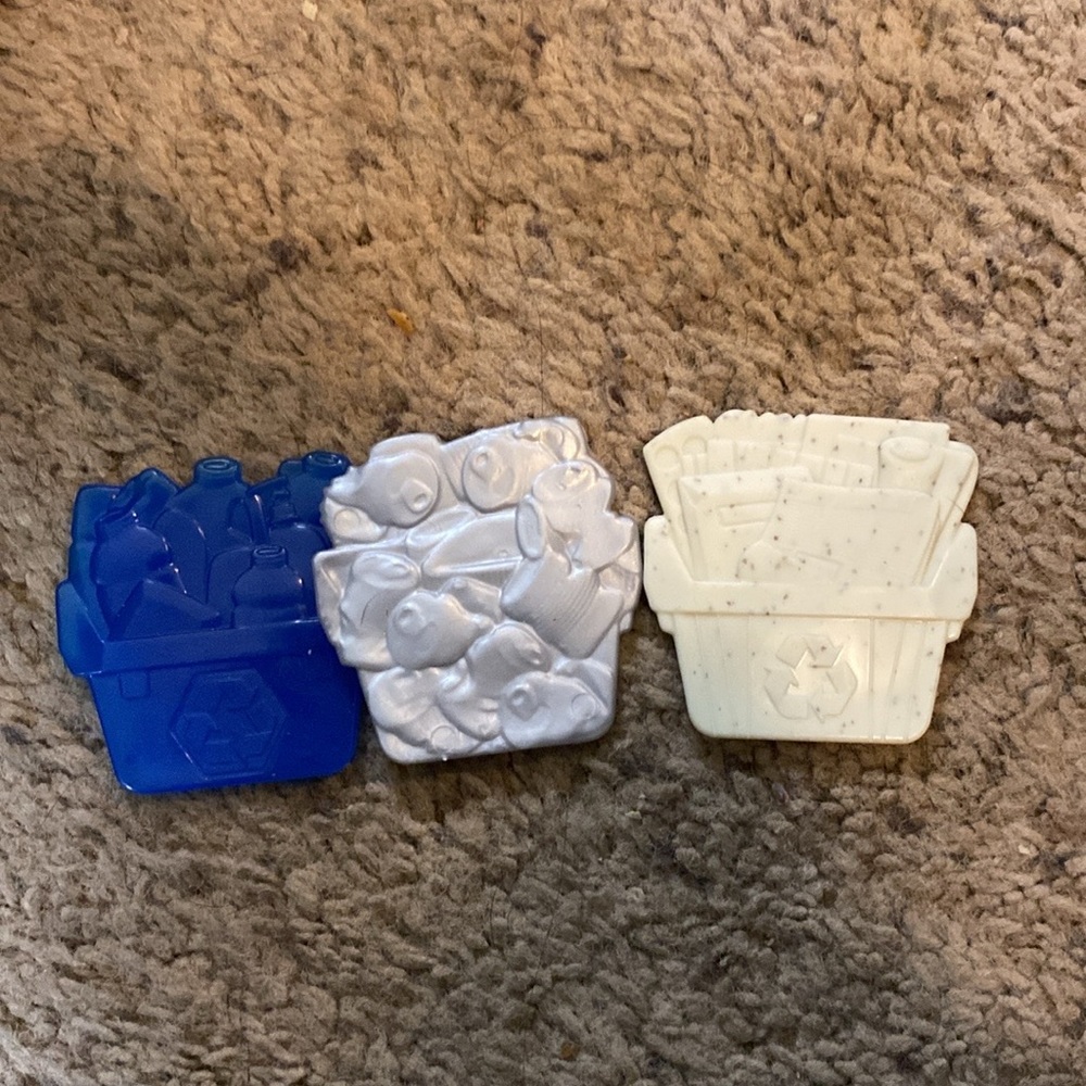 Replacement Part For Little People Recycling Garbage Truck  3 Trash Bins